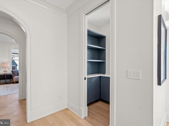 115 N West Street, Alexandria VA 22314