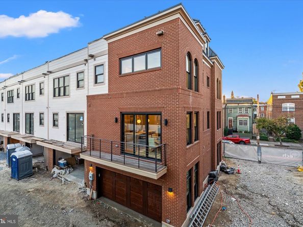 115 N West Street, Alexandria VA 22314
