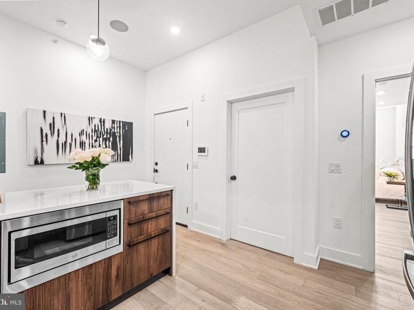 1513 Christian Street 5, Philadelphia PA 19146