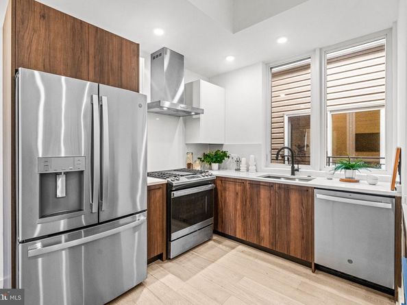 1513 Christian Street 5, Philadelphia PA 19146