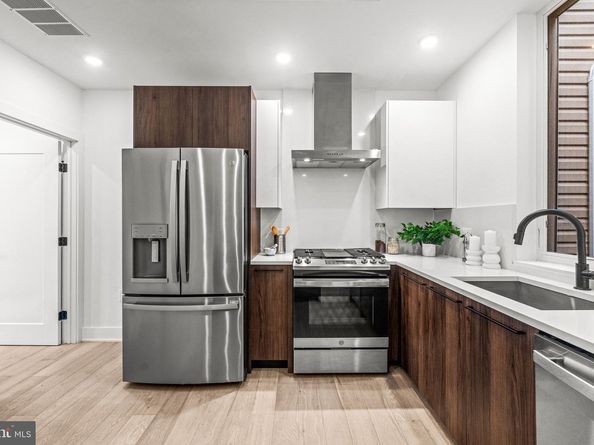 1513 Christian Street 5, Philadelphia PA 19146