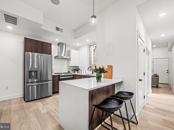 1513 Christian Street 5, Philadelphia PA 19146