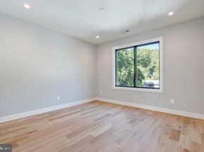 2118 Greenwich Street, Falls Church VA 22043