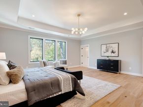 2118 Greenwich Street, Falls Church VA 22043