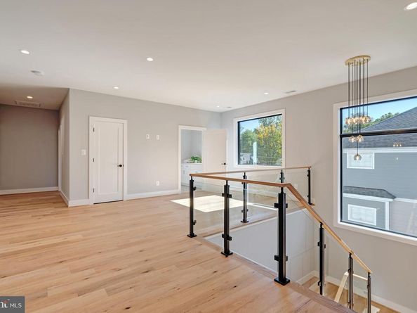 2118 Greenwich Street, Falls Church VA 22043