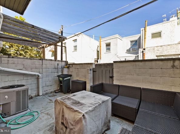 1011 Watkins Street, Philadelphia PA 19148