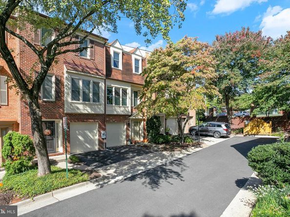 3811 Usher Court, Alexandria VA 22304