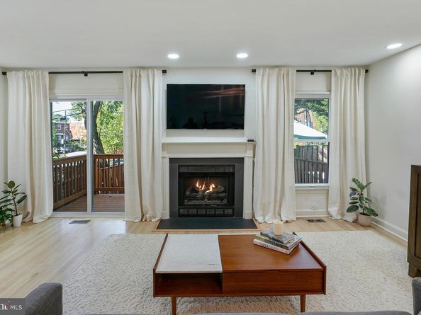 3811 Usher Court, Alexandria VA 22304