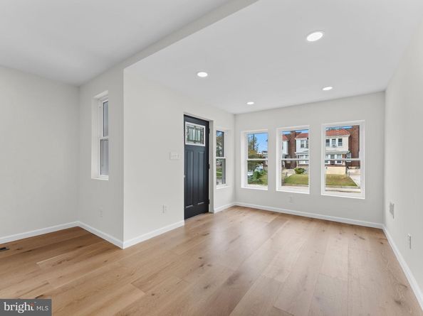 7153 N 19TH Street, Philadelphia PA 19126