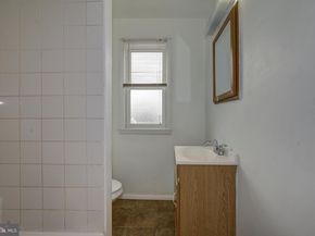 8011 Crispin Street, Philadelphia PA 19136