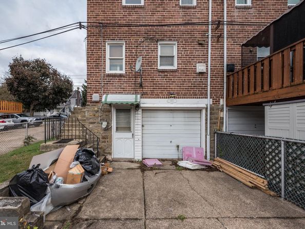 8011 Crispin Street, Philadelphia PA 19136