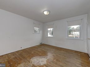 8011 Crispin Street, Philadelphia PA 19136