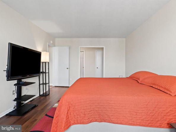 3705 S George Mason Drive 2617S, Falls Church VA 22041