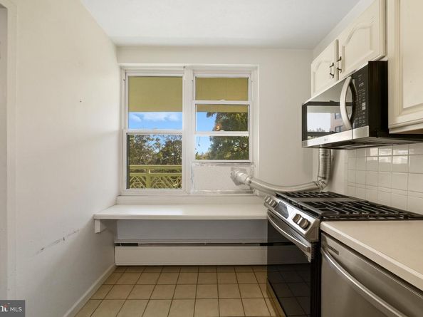 7900 Old York Road 414B, Elkins Park PA 19027