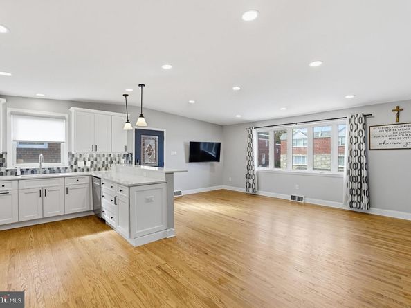536 Wartman Street, Philadelphia PA 19128