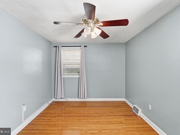536 Wartman Street, Philadelphia PA 19128