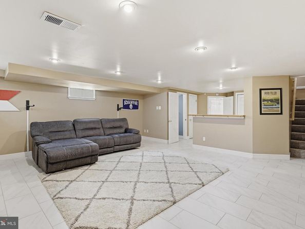 536 Wartman Street, Philadelphia PA 19128