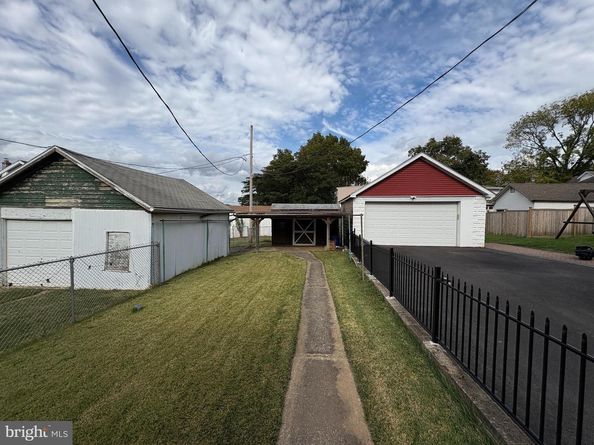 140 W 11TH Avenue, Conshohocken PA 19428