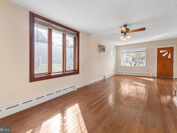 140 W 11TH Avenue, Conshohocken PA 19428