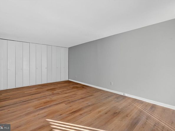 6001 Arlington Boulevard 118, Falls Church VA 22044
