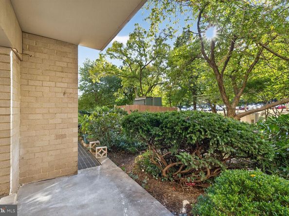6001 Arlington Boulevard 118, Falls Church VA 22044