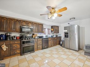 32 Elder Avenue, Lansdowne PA 19050