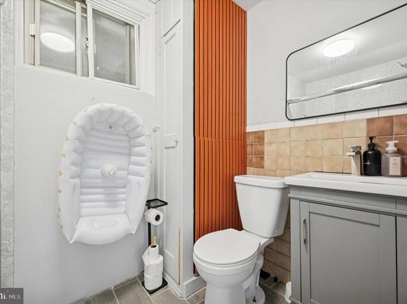 32 Elder Avenue, Lansdowne PA 19050