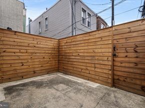 2208 S 10TH Street S, Philadelphia PA 19148