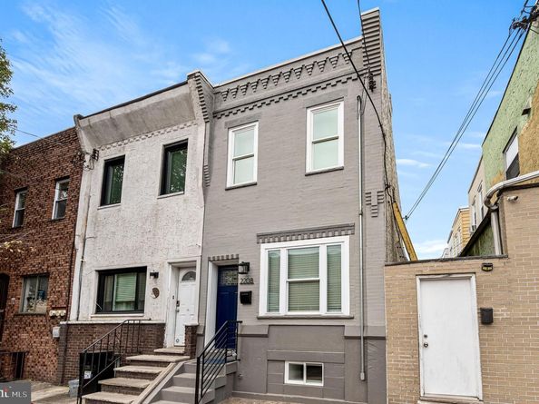 2208 S 10TH Street S, Philadelphia PA 19148