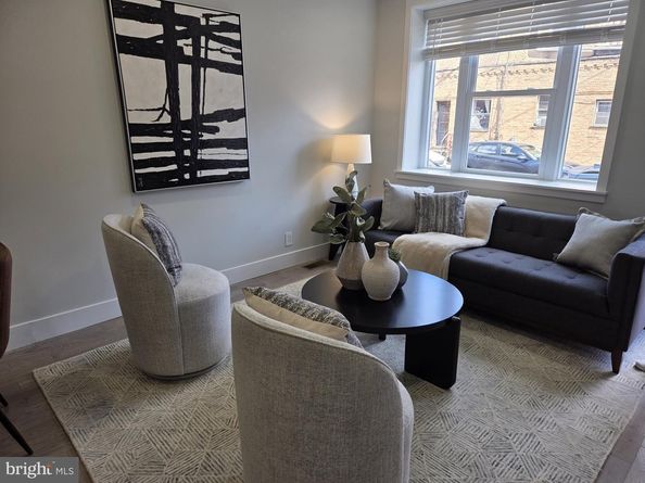 2208 S 10TH Street S, Philadelphia PA 19148