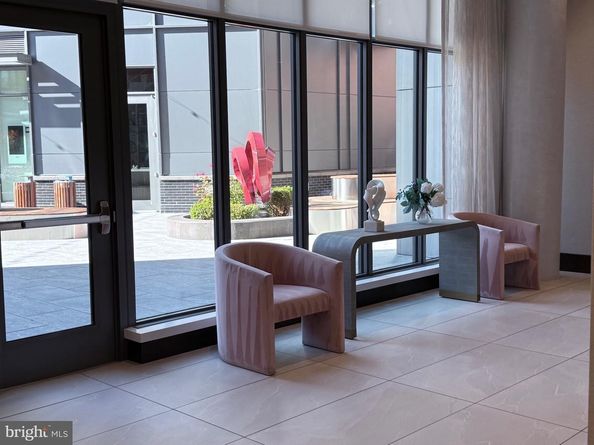 1201 N Royal Street 206, Alexandria VA 22314