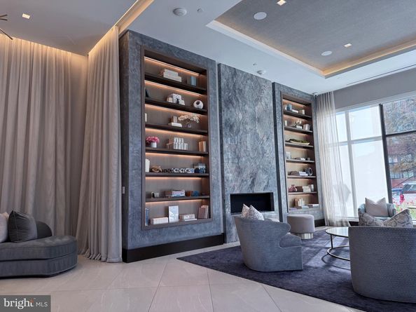 1201 N Royal Street 206, Alexandria VA 22314