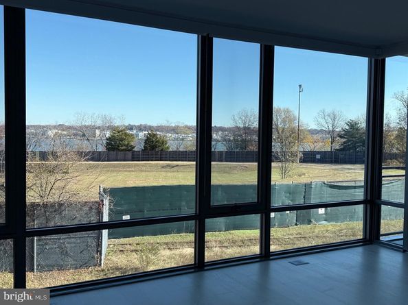 1201 N Royal Street 206, Alexandria VA 22314