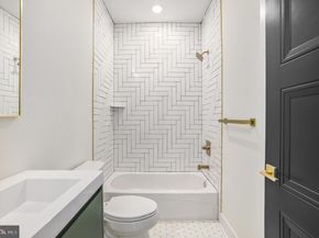 7519 Ridge Avenue 204, Philadelphia PA 19128