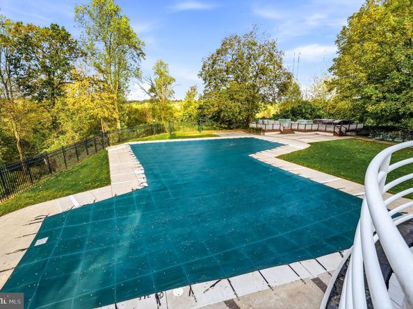 1655 oakwood 206 OAKWOOD DRIVE CONDO 206, Penn Valley PA 19072