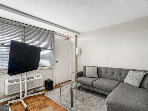 2030 N Adams Street 1112, Arlington VA 22201