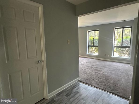 1713 Gainesville Street SE 101, Washington DC 20020