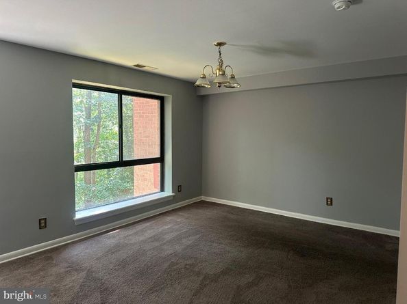 1713 Gainesville Street SE 101, Washington DC 20020