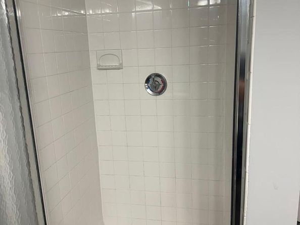 1713 Gainesville Street SE 101, Washington DC 20020