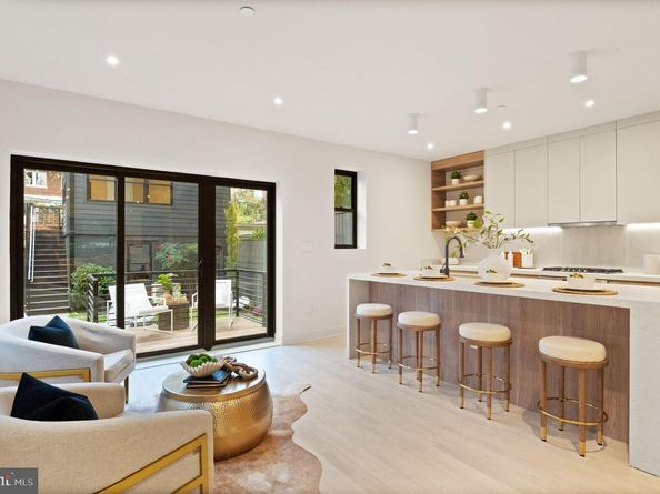 2815 Bellevue Terrace NW, Washington DC 20007