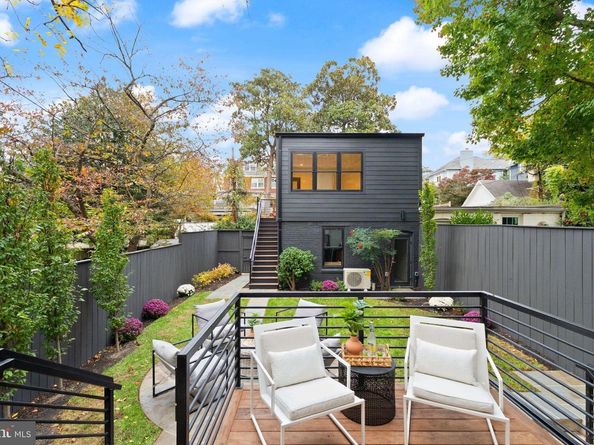 2815 Bellevue Terrace NW, Washington DC 20007