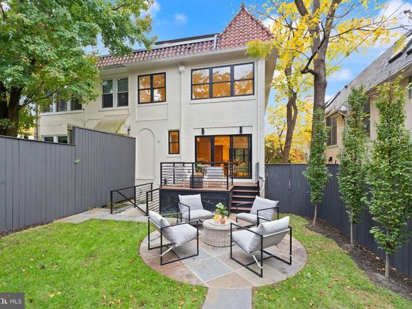 2815 Bellevue Terrace NW, Washington DC 20007