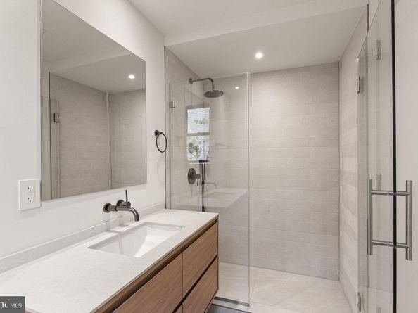 2815 Bellevue Terrace NW, Washington DC 20007