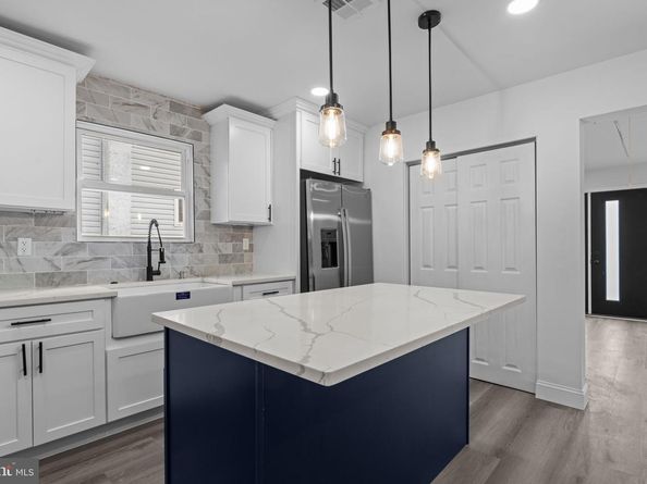 1230 Hall Avenue, Abington PA 19001