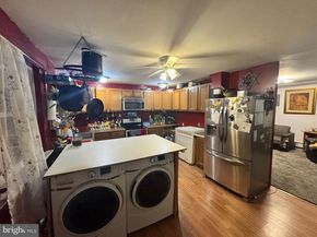 101 Idlewild Road, Levittown PA 19057