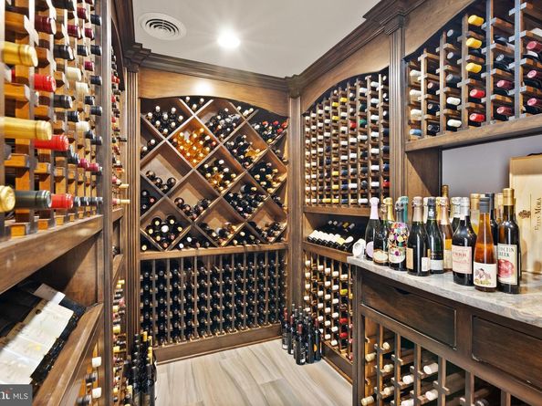 2839 Monroe Street, Falls Church VA 22042