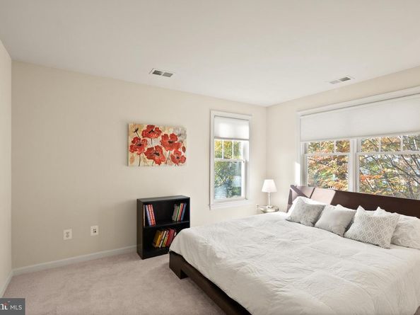 2839 Monroe Street, Falls Church VA 22042