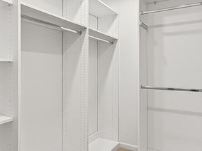 7526 Walnut Hill Lane, Falls Church VA 22042