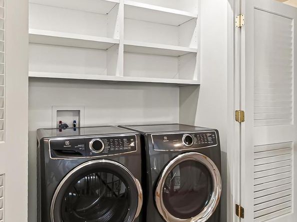 7526 Walnut Hill Lane, Falls Church VA 22042