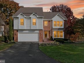 7526 Walnut Hill Lane, Falls Church VA 22042